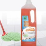 Men For San Fregasuelos Insecticida